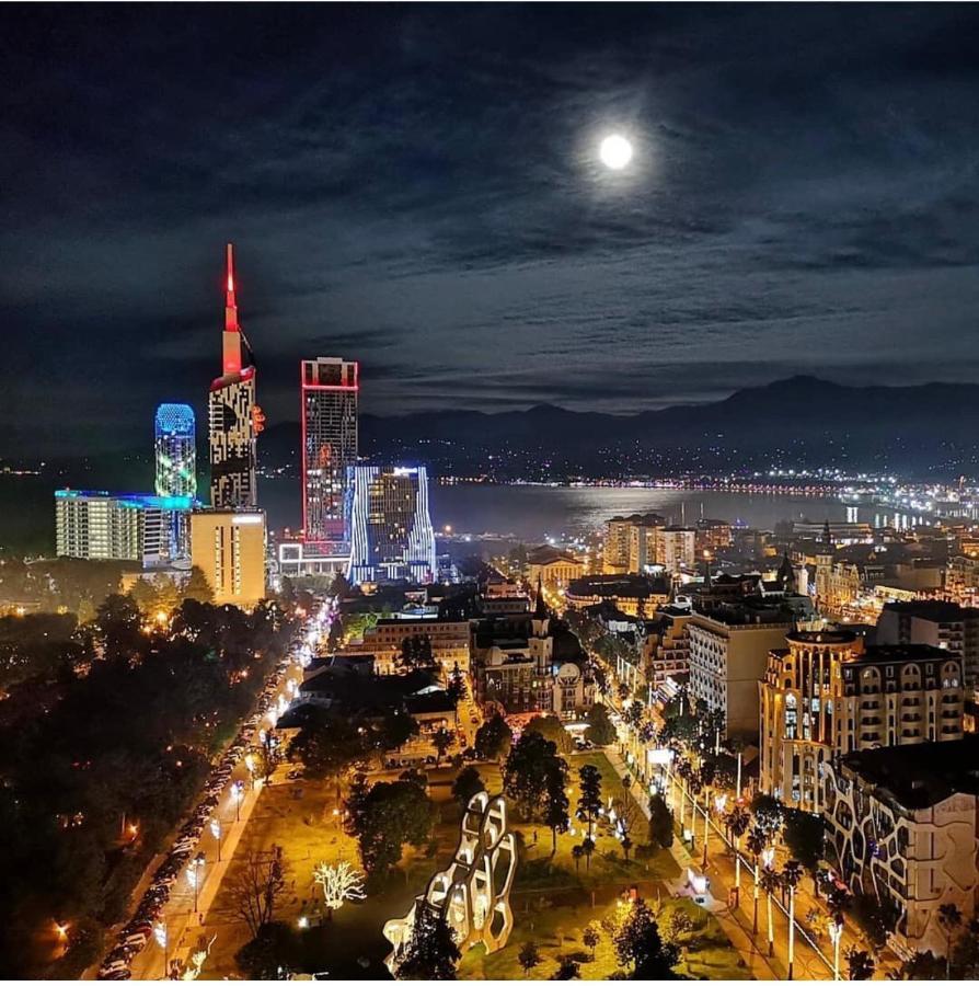 Orbi City Center Suite บาทูมิ ภายนอก รูปภาพ