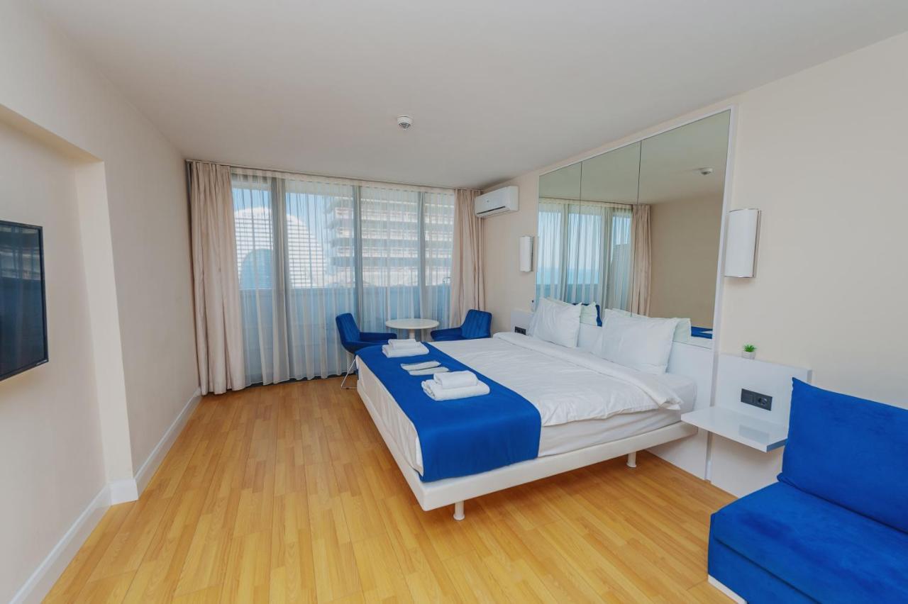 Orbi City Center Suite บาทูมิ ภายนอก รูปภาพ